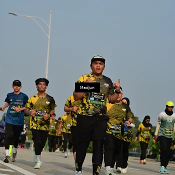 Runner Photo 6223247