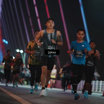 Runner Photo 6223249