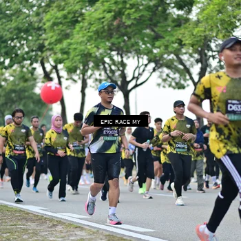 Runner Photo 6223255