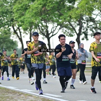 Runner Photo 6223358