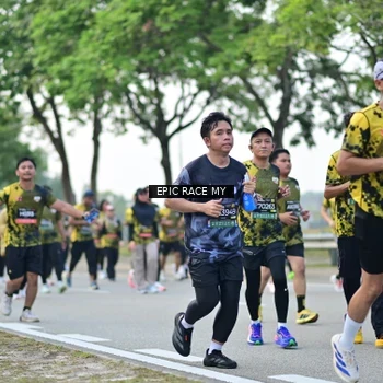Runner Photo 6223389
