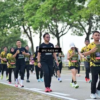Runner Photo 6223403