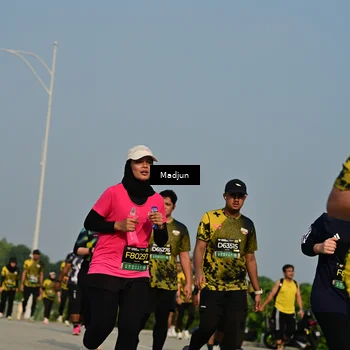 Runner Photo 6223419