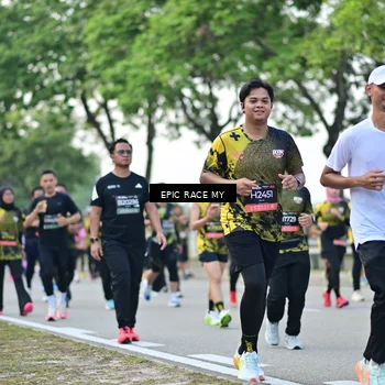 Runner Photo 6223440