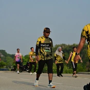 Runner Photo 6223478
