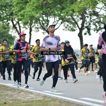 Runner Photo 6223547