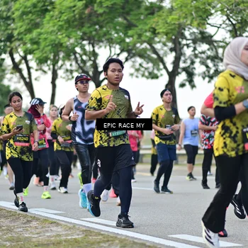 Runner Photo 6223555