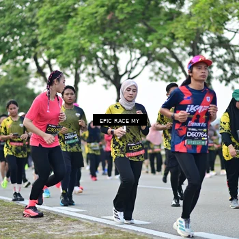 Runner Photo 6223565