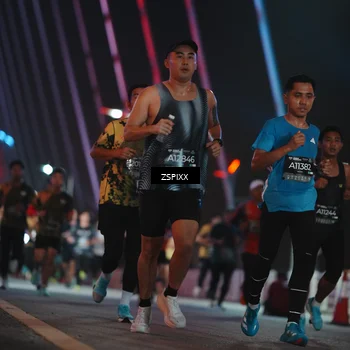 Runner Photo 6223574