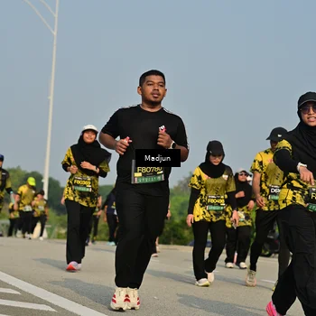 Runner Photo 6223684