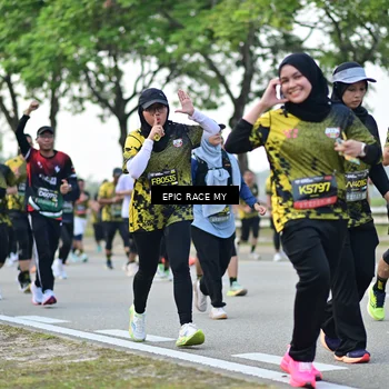 Runner Photo 6223698