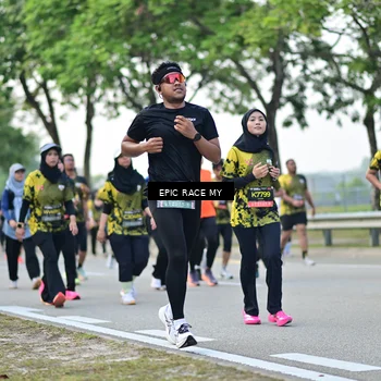 Runner Photo 6223714
