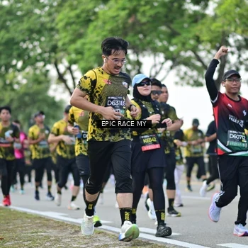 Runner Photo 6223725