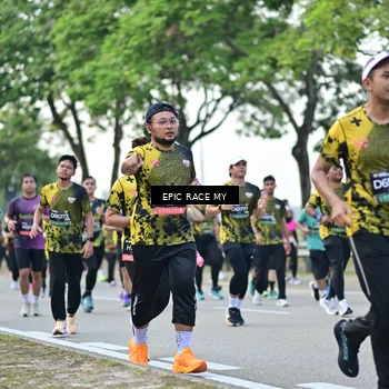 Runner Photo 6223785