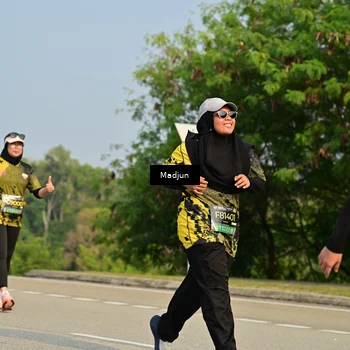 Runner Photo 6223845