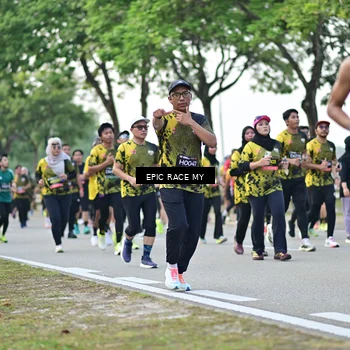 Runner Photo 6223913