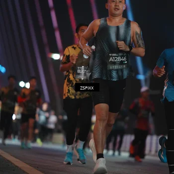 Runner Photo 6223996