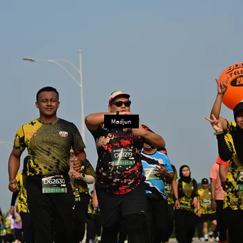 Runner Photo 6224368