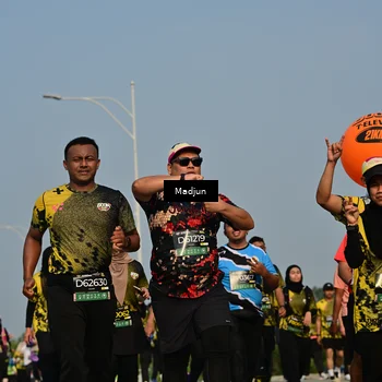 Runner Photo 6224398