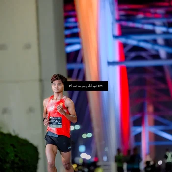 Runner Photo 6224405