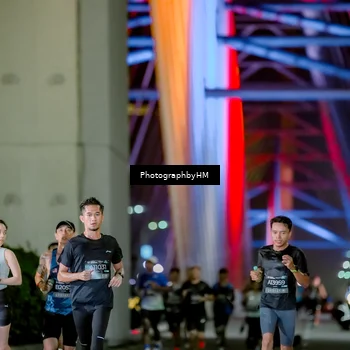 Runner Photo 6225110