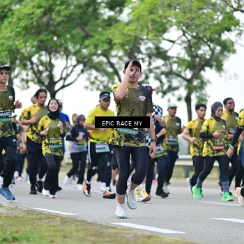 Runner Photo 6225544