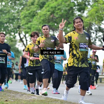 Runner Photo 6225762