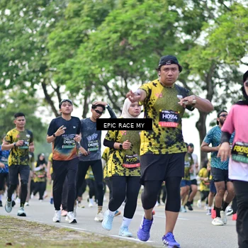 Runner Photo 6225856
