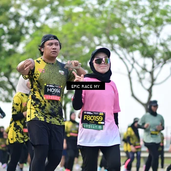 Runner Photo 6225901