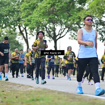 Runner Photo 6225937