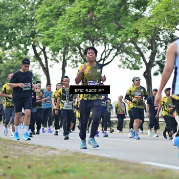 Runner Photo 6225942
