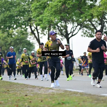 Runner Photo 6225955