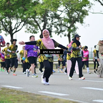 Runner Photo 6226030