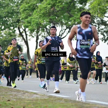 Runner Photo 6226182