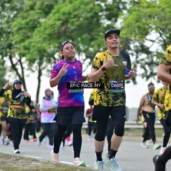 Runner Photo 6226240