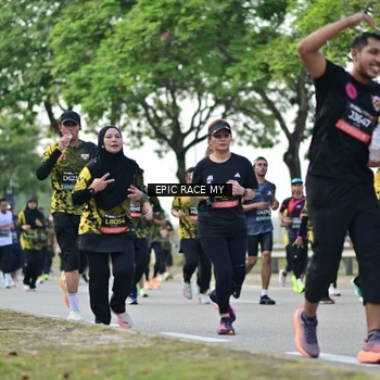 Runner Photo 6226318