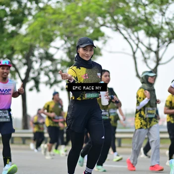 Runner Photo 6226443