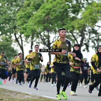 Runner Photo 6226544