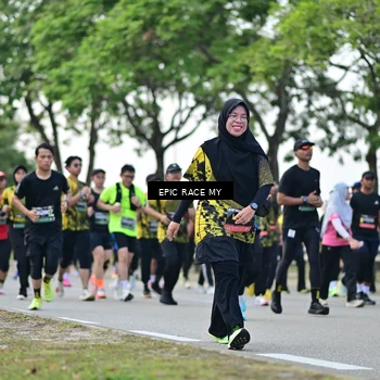 Runner Photo 6226677