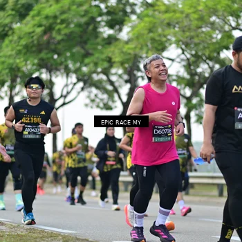 Runner Photo 6226698
