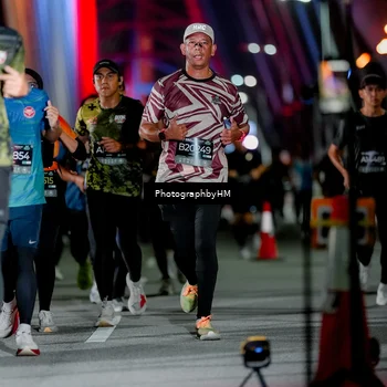 Runner Photo 6226904