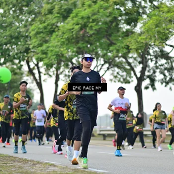 Runner Photo 6227098