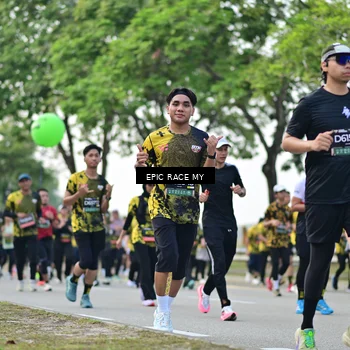 Runner Photo 6227126