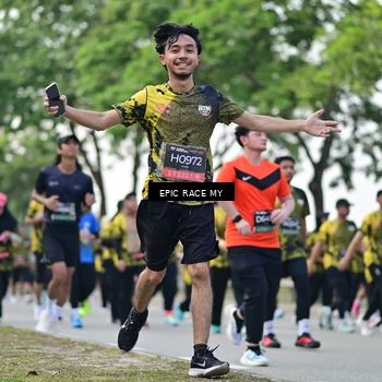 Runner Photo 6227244