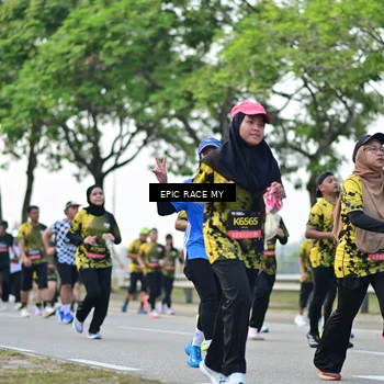 Runner Photo 6227319