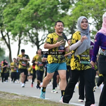 Runner Photo 6227420