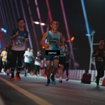 Runner Photo 6227423