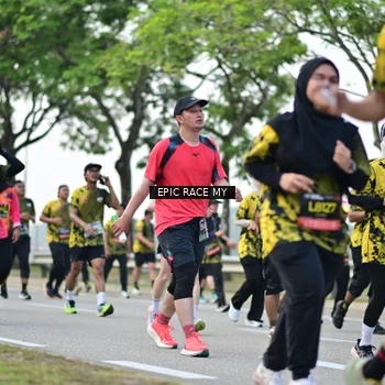 Runner Photo 6227487