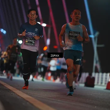 Runner Photo 6227875