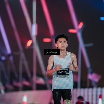 Runner Photo 6228274